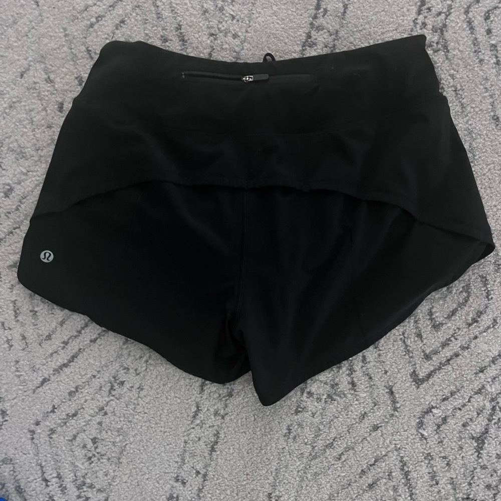 Black lulu shorts size 6